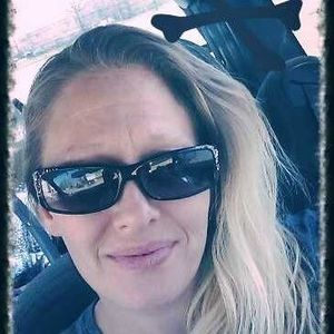 Meet your Posher, Janel