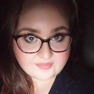 Meet your Posher, Lucie