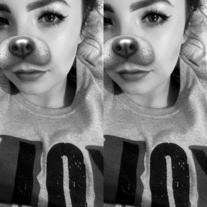 Meet your Posher, Chloe