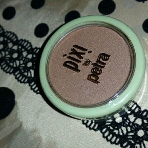Pixi by Petra bronzer new in package still sealed