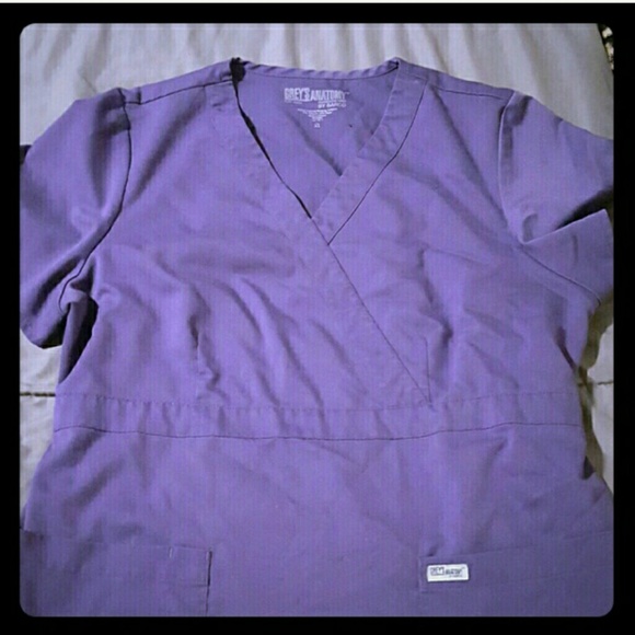 SOLD Grey's anatomy scrub top - Picture 1 of 3