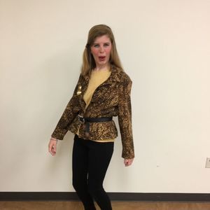 Meet your Posher, Perry