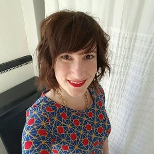 Meet your Posher, Carrie