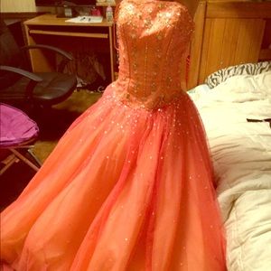 Prom / formal dress