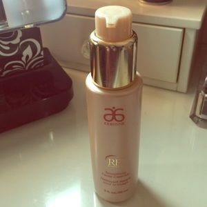 Arbonne Smoothing Facial Cleanser