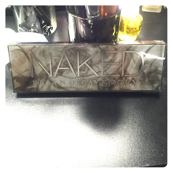 Urban Decay Naked Smoky