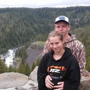 Meet your Posher, Becca