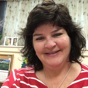 Meet your Posher, Julie