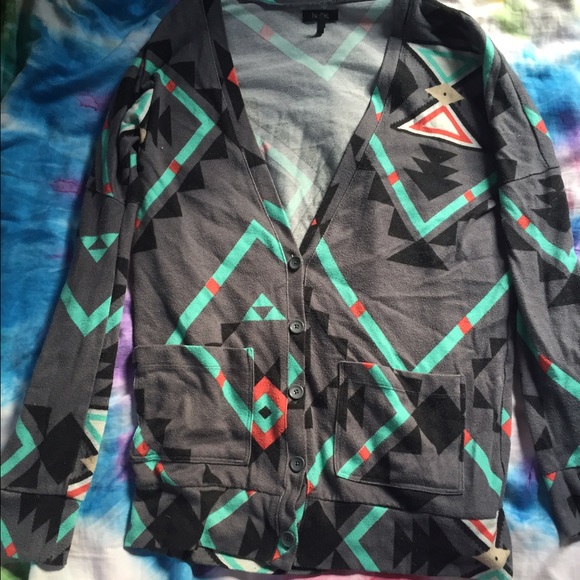 nollie pattern sweater - Picture 1 of 2