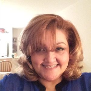 Meet your Posher, Monica