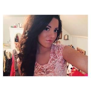 Meet your Posher, Alexandra