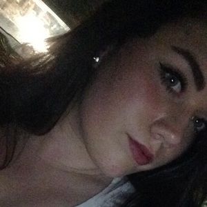 Meet your Posher, Kira