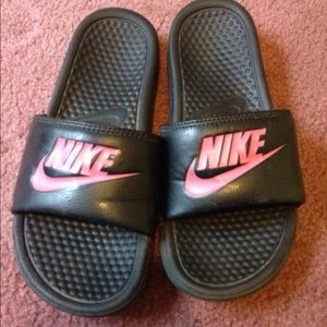 Nike slides