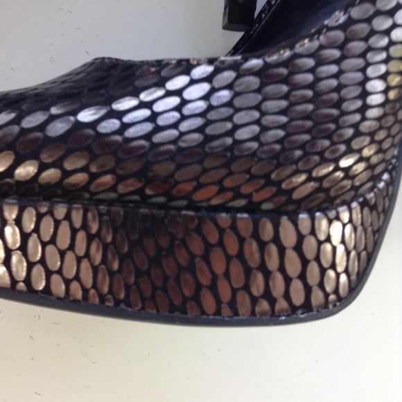 NEW JESSICA SIMPSON platform high heel pumps black - Picture 4 of 5