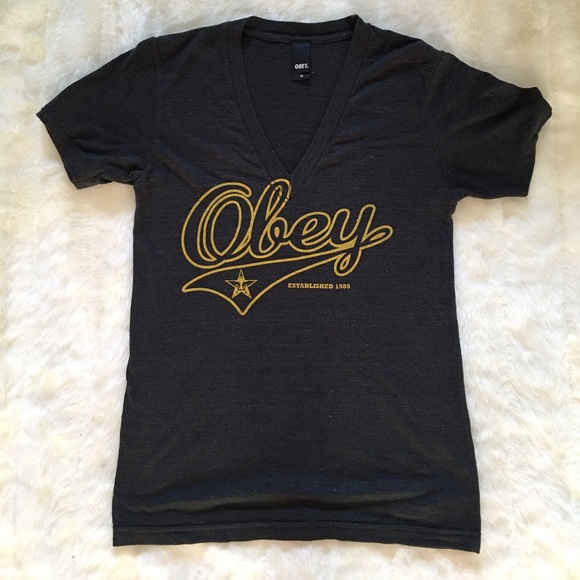 OBEY t-shirt