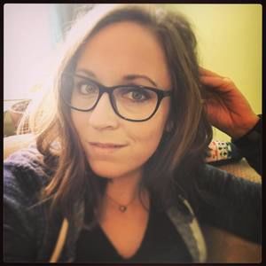 Meet your Posher, Hallie