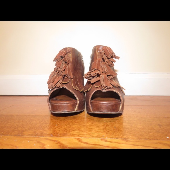 Mary Lou Jeffery Campbell Shoes