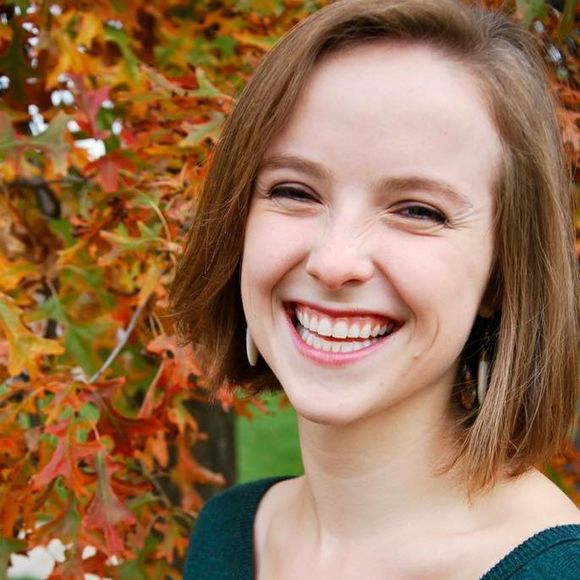 Meet your Posher, Leah