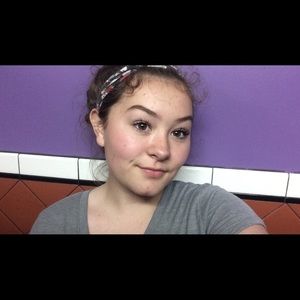 Meet your Posher, Annie