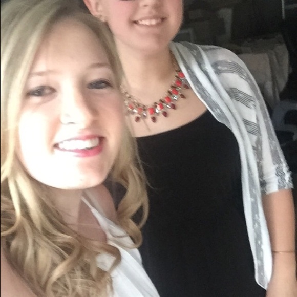 Meet your Posher, Kaylee - Picture 1 of 1