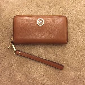 Michaek Kors Leather wallet