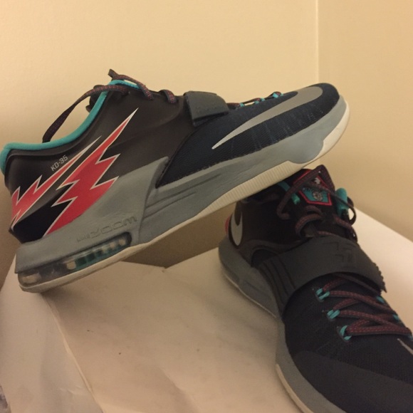 kd 7 thunderbolt - Picture 2 of 4