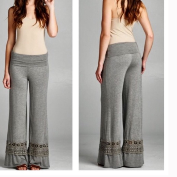 π Green lace palazzo pants - Picture 2 of 2