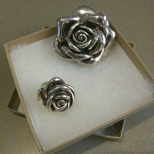 Silver rose necklace charm with matching ring