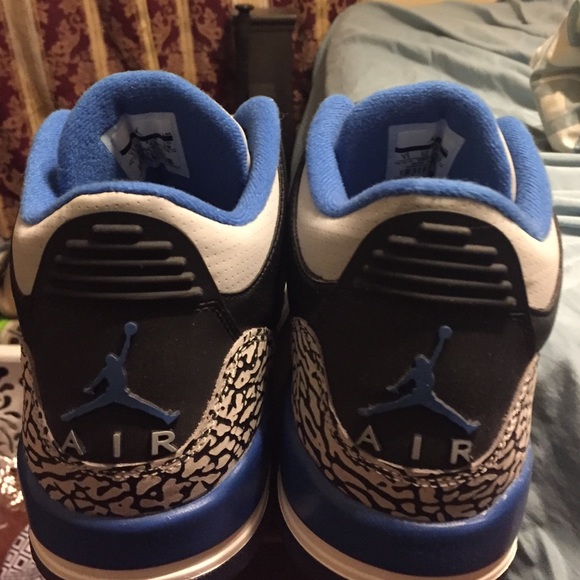 AIR JORDAN 3 RETRO 'SPORT BLUE' - Picture 2 of 4
