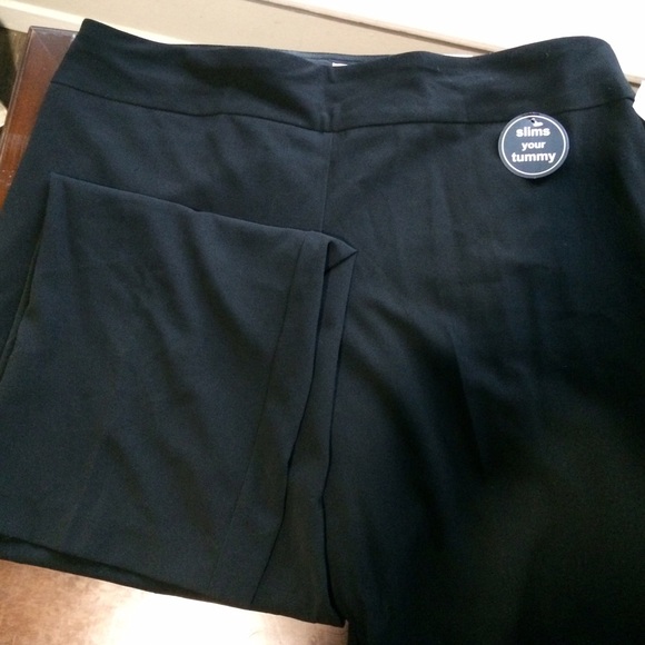 NWT Light Fabric Dress Trousers w/ Tummy Slimming
