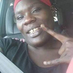 Meet your Posher, Candace