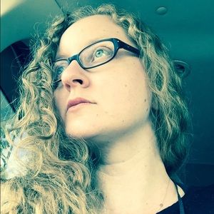 Meet your Posher, Daniella