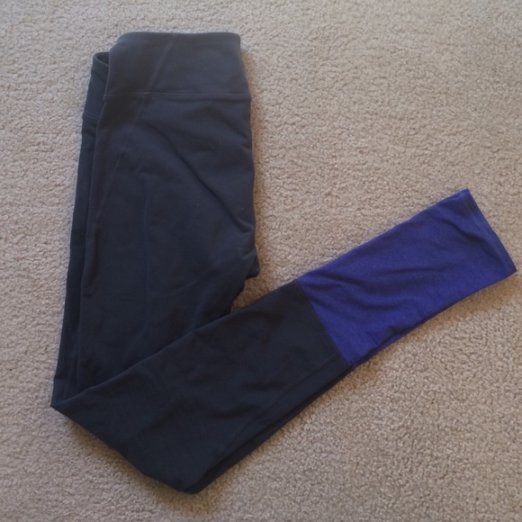 Athleta plié leggings - Picture 2 of 4