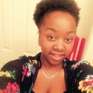 Meet your Posher, Sierra