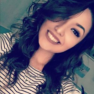 Meet your Posher, Karina