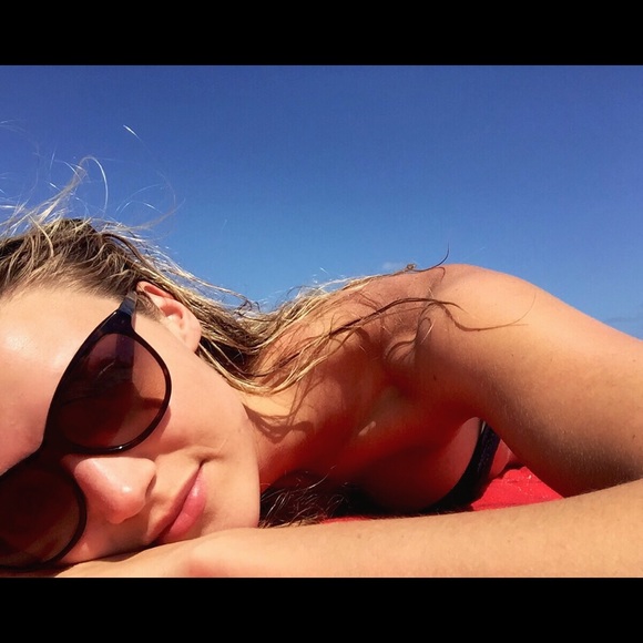 Meet your Posher, Nika