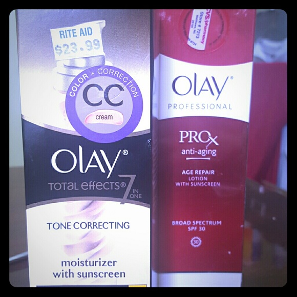 Olay lotion bundle. New and unused