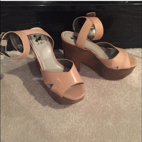Nude Sam Edelman Heels!