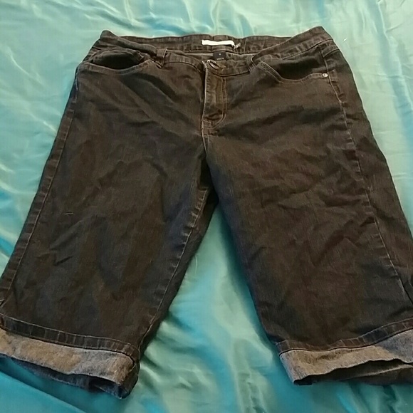 Knee length shorts