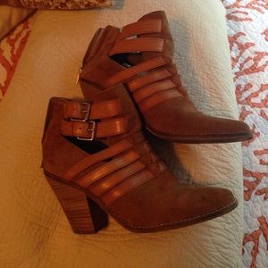 DV tan suede booties