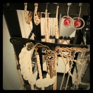 Meet your Posher, Lena