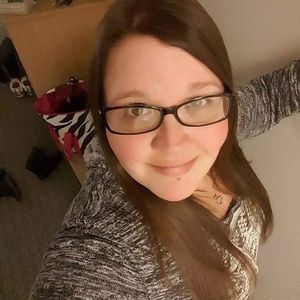 Meet your Posher, Alicia