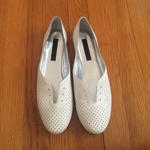 BCBG Maxazria flats