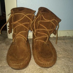 Minnetonka boots