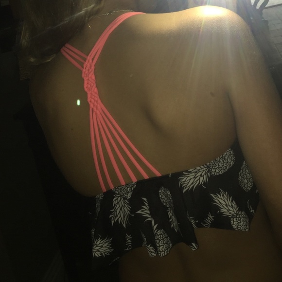 VS pink bathing suit