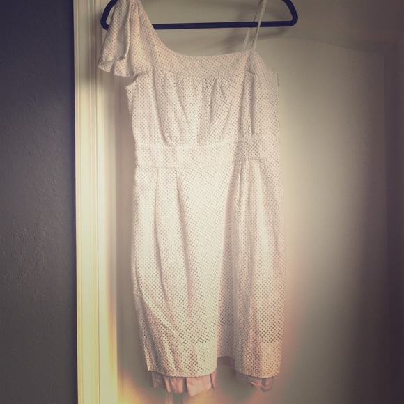 Marc by Marc Jacobs one should dress.