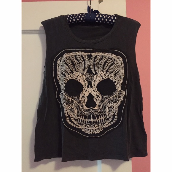 Truely Madely Deep Tops - Graphic tank with mesh detailed skull