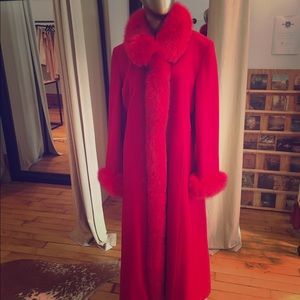 Marvin Richards red fur coat.