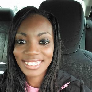 Meet your Posher, Latoya