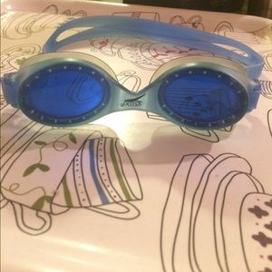 Speedo swim goggles